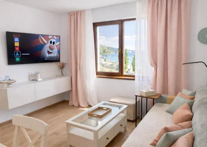 Appartement Four Seasons - Two Bedrooms - Free Parking - Complex Carpe Diem *