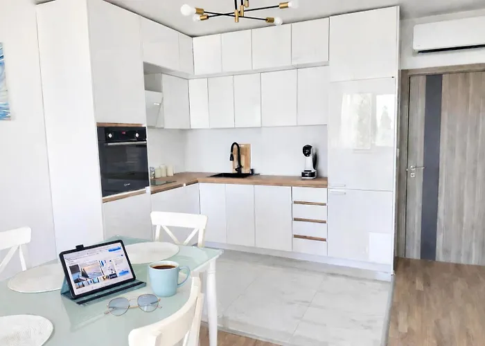 Appartement Four Seasons - Two Bedrooms - Free Parking - Complex Carpe Diem *