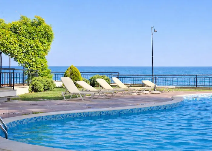 Appartement Four Seasons - Two Bedrooms - Free Parking - Complex Carpe Diem